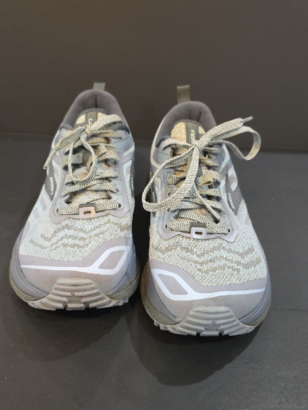 Brooks Caldera 4 Women's Light Gray Athletic Running Shoes Size 7 - Picture 4 of 11